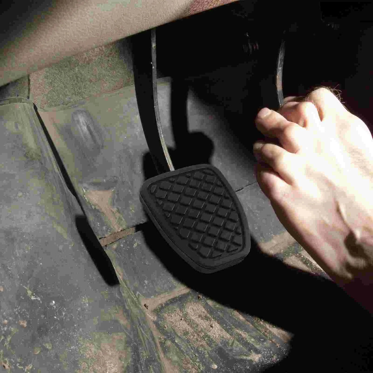 2pcs Car Clutch Pedal Pads Brake Rubber Covers Car Foot Pedals Non Slip Automotive Interior Parts Easy Install Vehicle